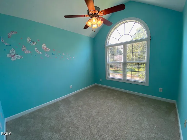 305 Amaryllis Way — Photo 10
