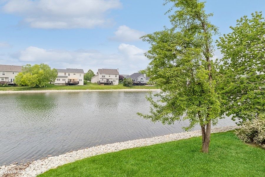2533 Heritage Lake Dr, Lockport, IL 60441 Zillow