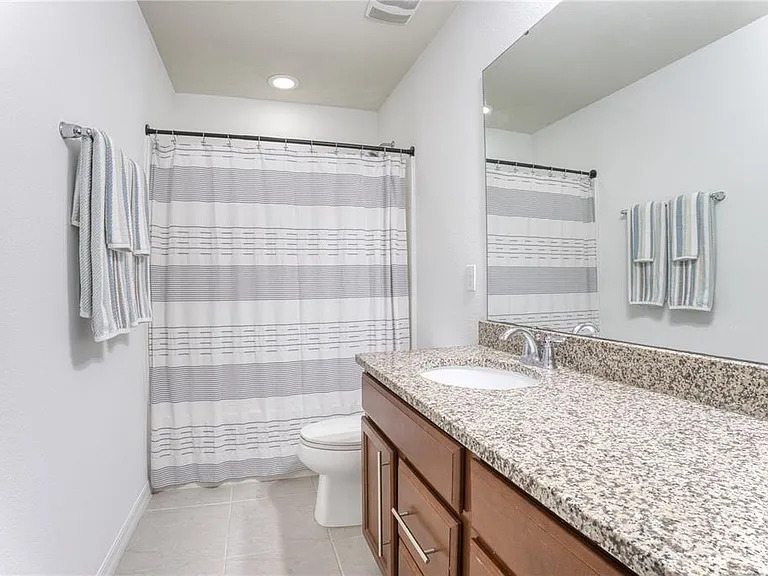 5270 Brydon Woods Cir — Photo 29