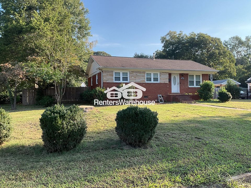 2nd image of 1801 Northcliff Dr