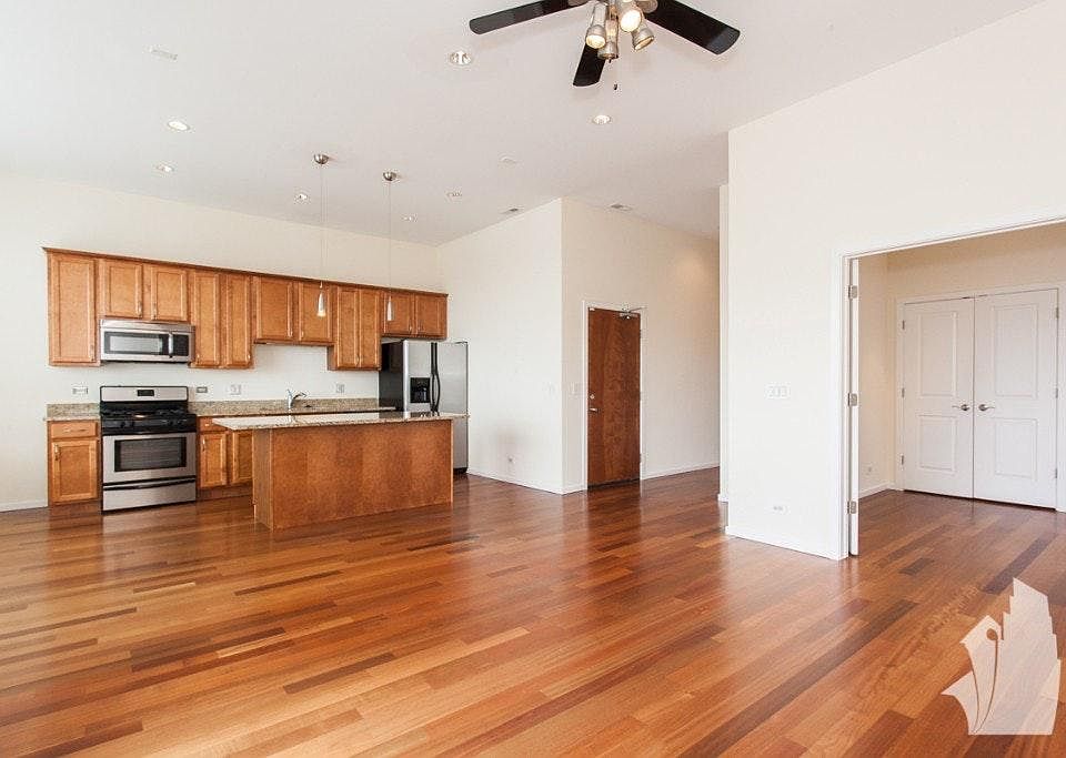 1st image of 1717 N Western Ave APT 4A