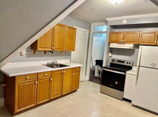 738 N 3rd St APT 3, Reading, PA 19601