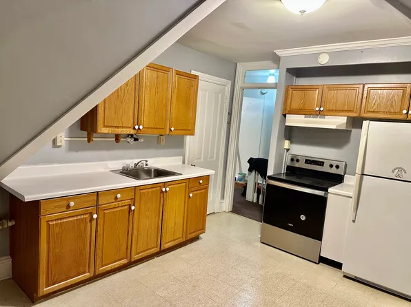 738 N 3rd St APT 3, Reading, PA 19601