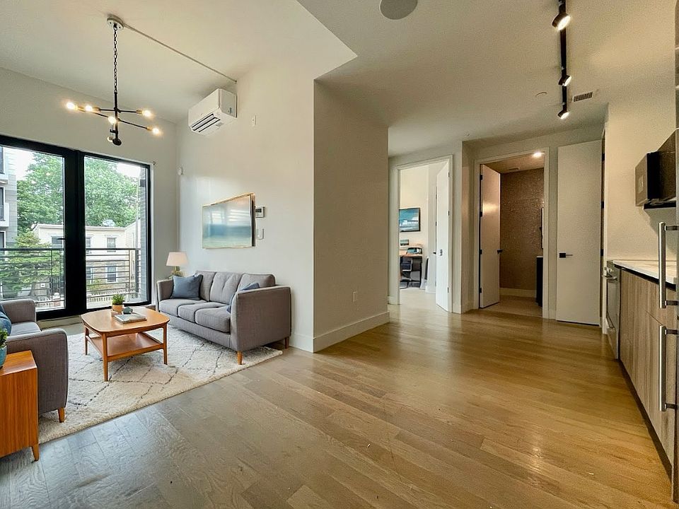 1st image of 880 Rogers Ave #506