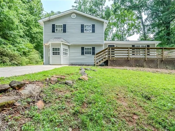 270 Hunt Ridge Dr, Stockbridge, GA 30281