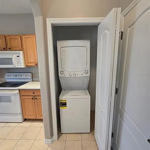13088 Tigers Eye Dr — Photo 10