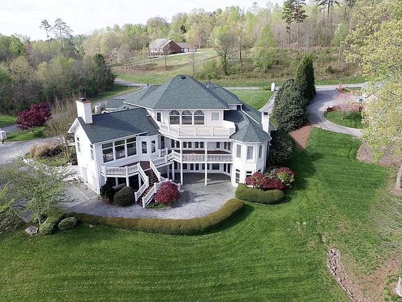 3rd image of 101 Driftwood Ct