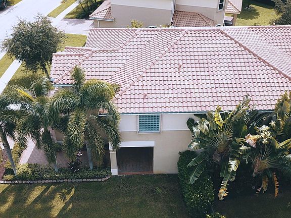5th image of 11620 Mantova Bay Circle
