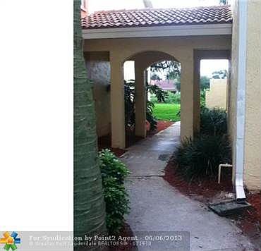 1st image of 935 Coral Club Dr #935