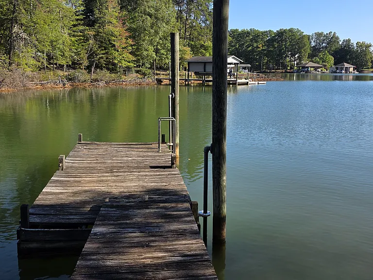 297 Lakestone Rd — Photo 8