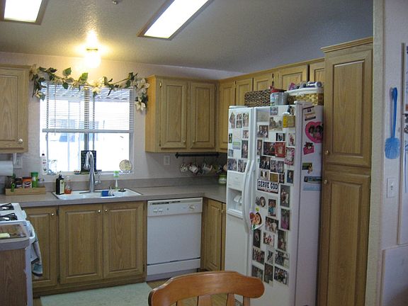 4th image of 2548 Madison Ave