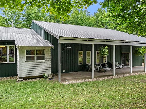 4th image of 2875 Whispering Maples Dr