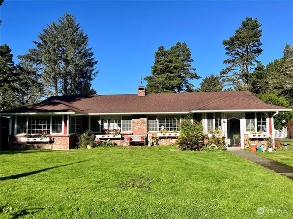 1074 Warrenton Cannery Road, Grayland, WA 98547