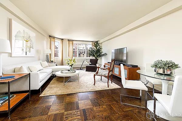 1st image of 135 E 83rd St APT 14B