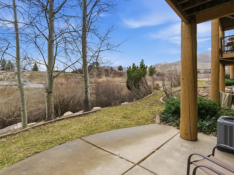 3555 N Fox Run #303 — Photo 30