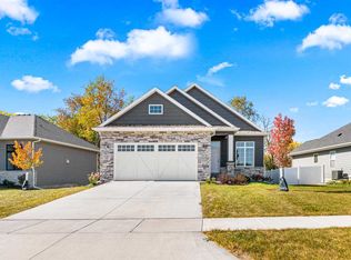 1338 High Country Rd, Coralville, IA 52241