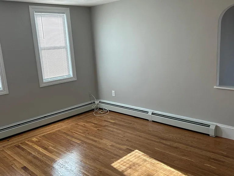 18 Arlington St — Photo 12