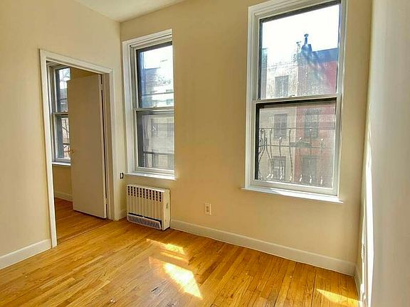 3rd image of 325 Bleecker St APT 6