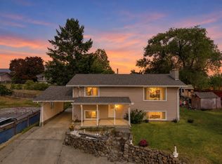 1204 Highridge Dr, Kamloops, BC V2C5G6