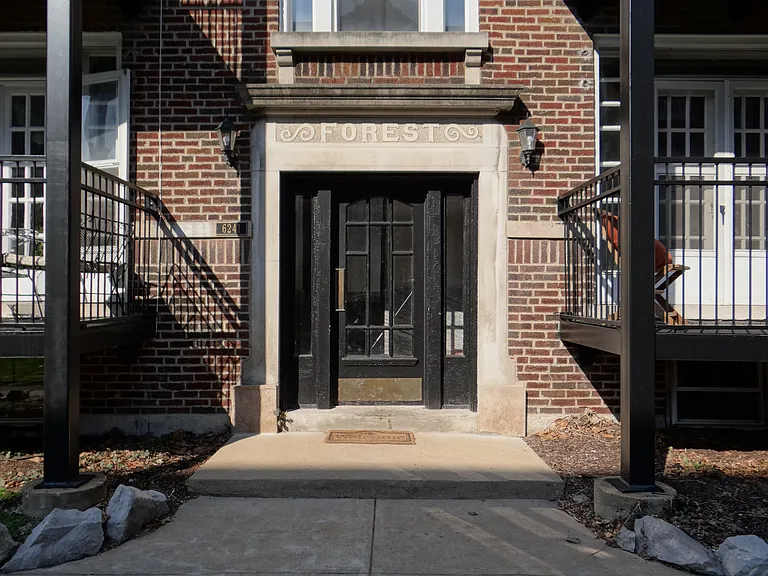 6243 Southwood Ave #3 — Photo 2
