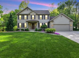 2268 Crestmont Dr, Girard, OH