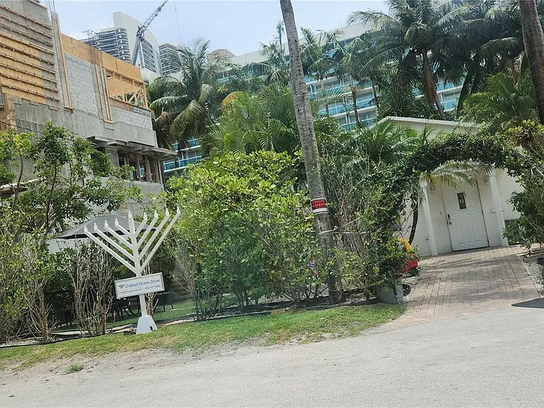 1985 S Ocean Dr #2K — Photo 45