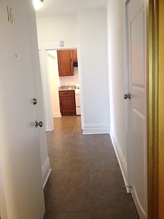 4th image of 315 25th St APT 26