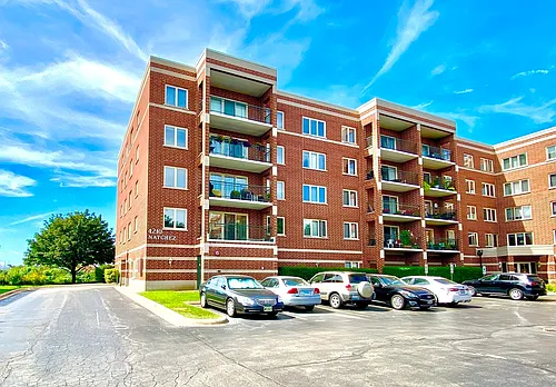 4210 N Natchez Ave #410 Photo 1