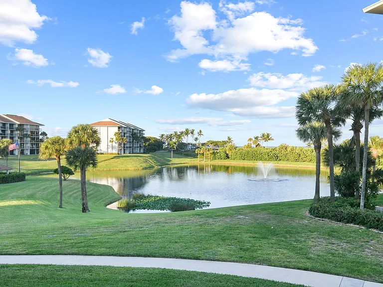 501 S Seas Dr #206 — Photo 41