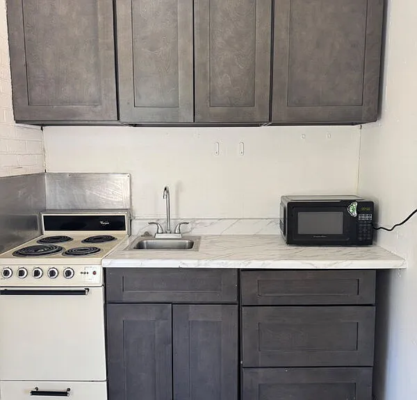 309 S 10th St #29 — Photo 9