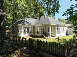 14 Saddleback Ledge Ct, Irmo, SC 29063