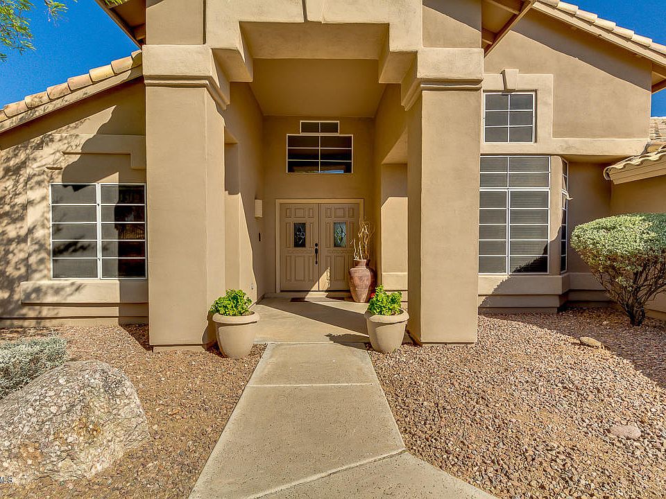 1st image of 29830 N 43rd Pl