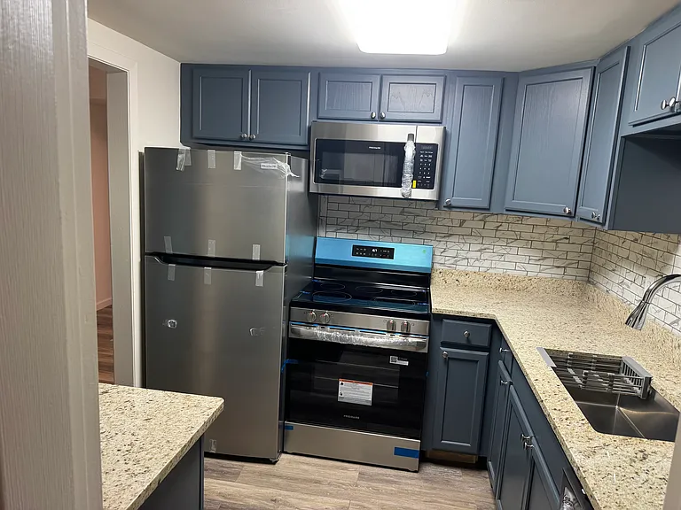 1020 Parrish Rd — Photo 8