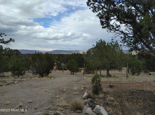 32585 N Ines Cir, Seligman, AZ 86337