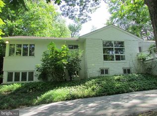 2217 Cross Country Blvd, Baltimore, MD 21209