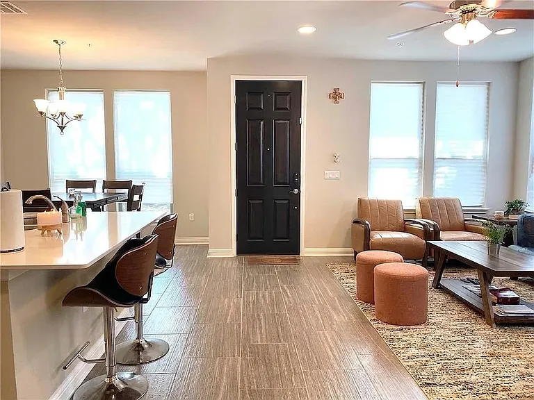 13800 Lyndhurst St #255 — Photo 6