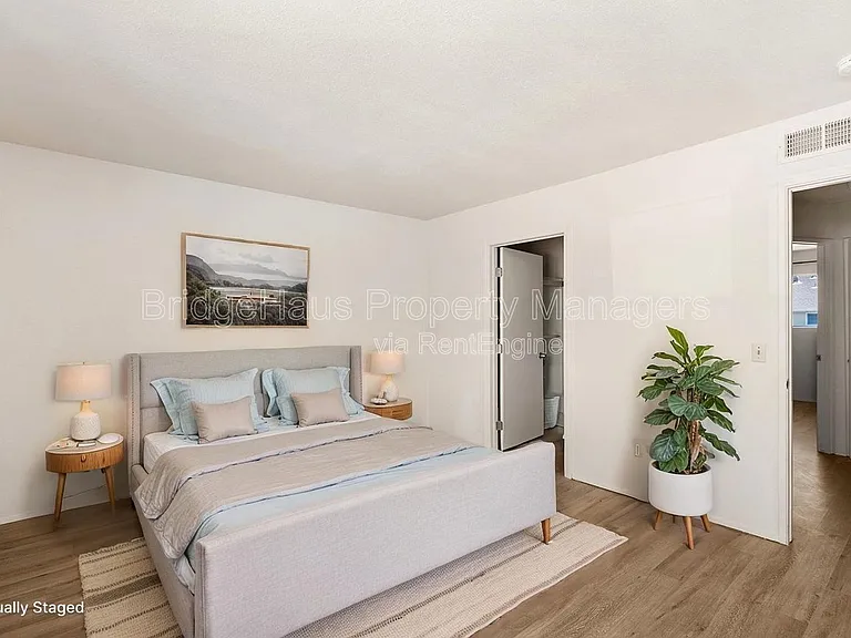 7831 Rancho Fanita Dr #D — Photo 17