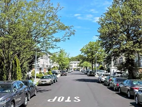 3rd image of 1815 215th St Ste 1