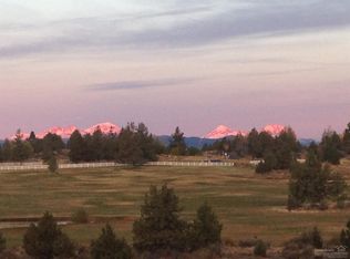61345 Mountain Breezes Ct, Bend, OR 97702
