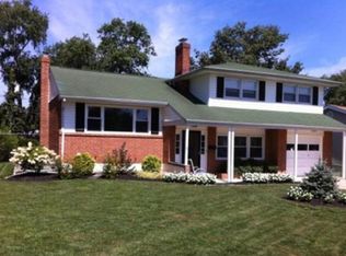 108 Burningbush Dr, Newark, DE 19711