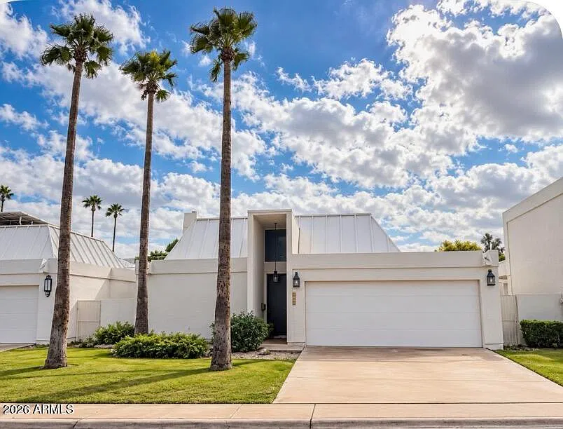 2553 E Georgia Ave