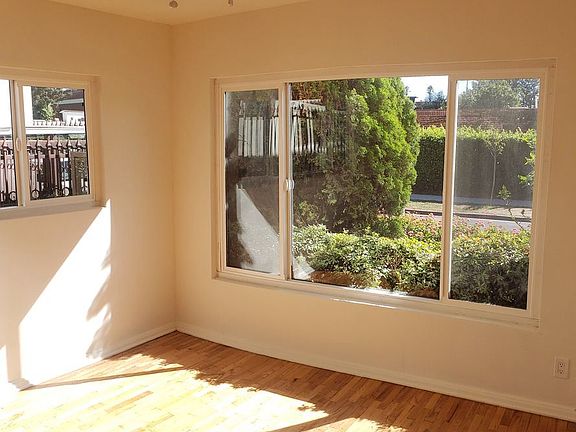 2nd image of 5933 Gregory Ave #1