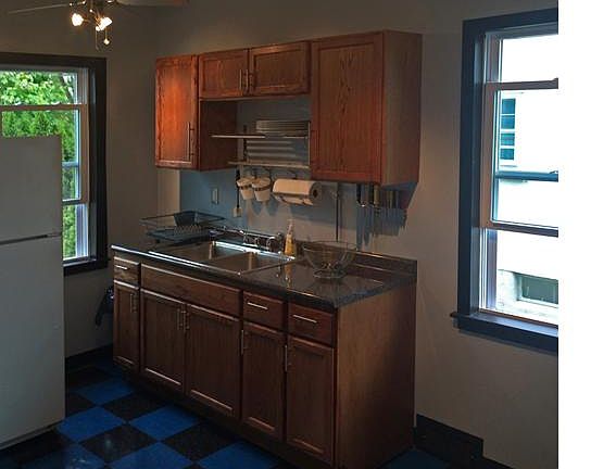 3rd image of 51 Revere St
