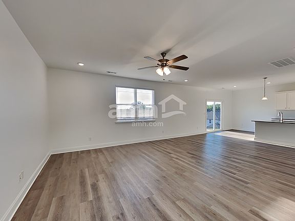 5th image of 231 Marin Dr