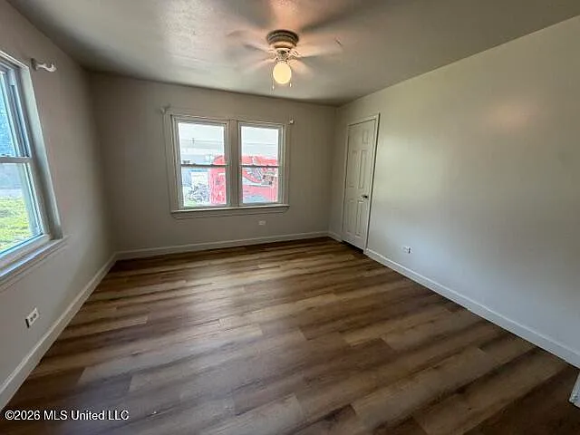 2203 26th St — Photo 21
