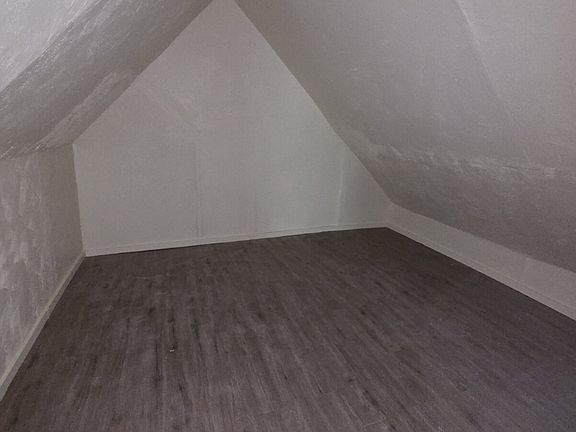 4th image of 3217 Colburn Ave