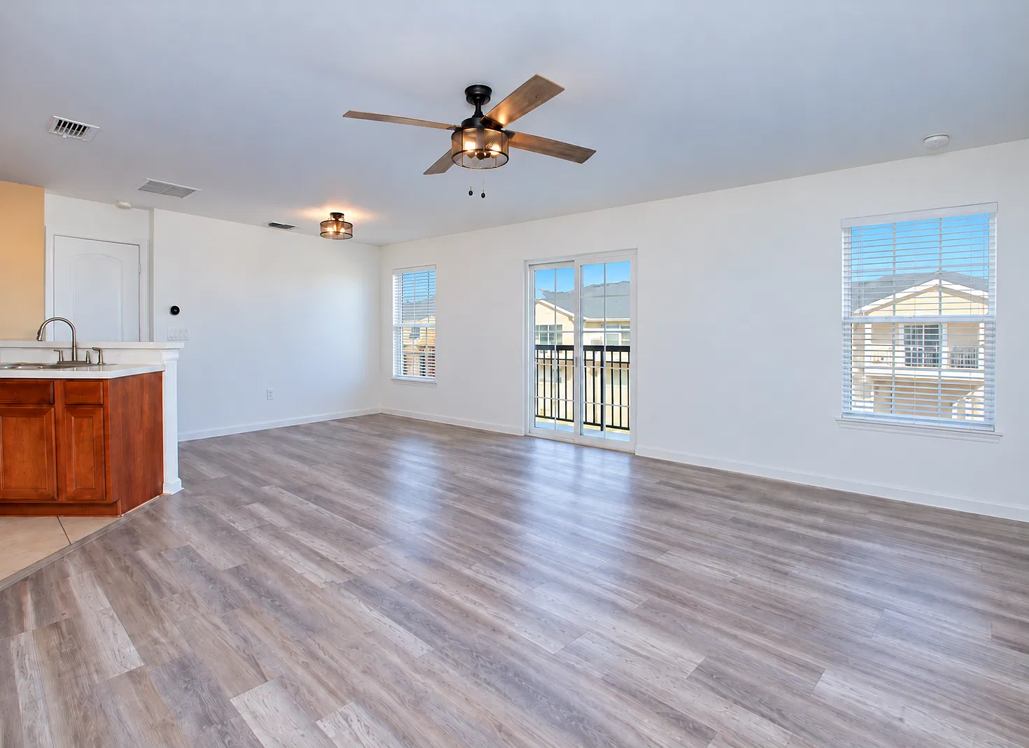 2 bed, 1269 sqft, $1,650 — Photo 1