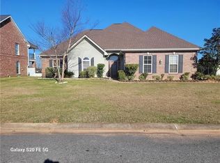 181 Saint Andrews Dr, Alexandria, LA 71303