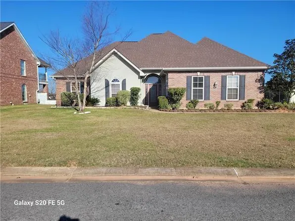 181 Saint Andrews Dr, Alexandria, LA 71303