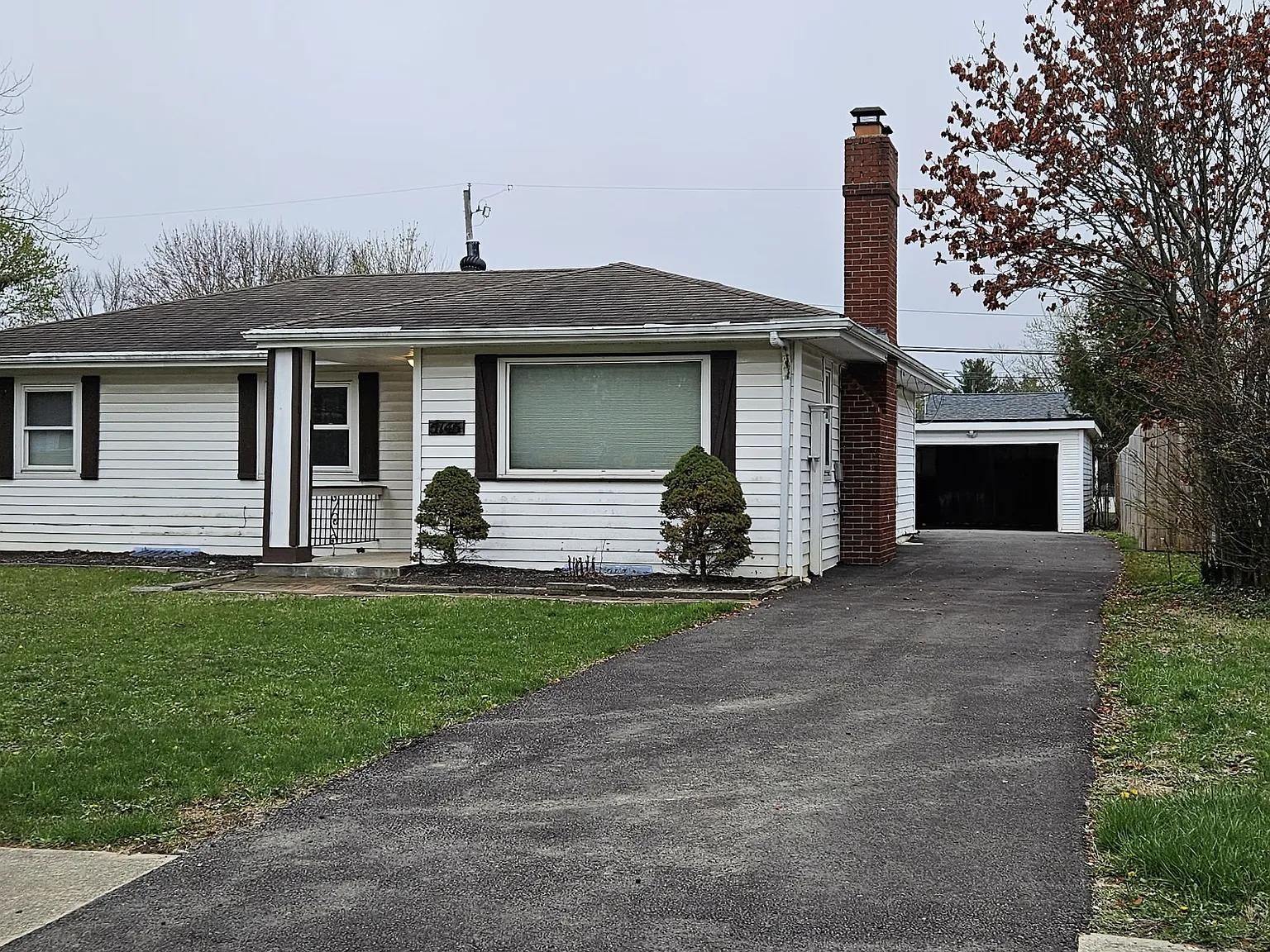5145 Scioto Darby Rd — Photo 1